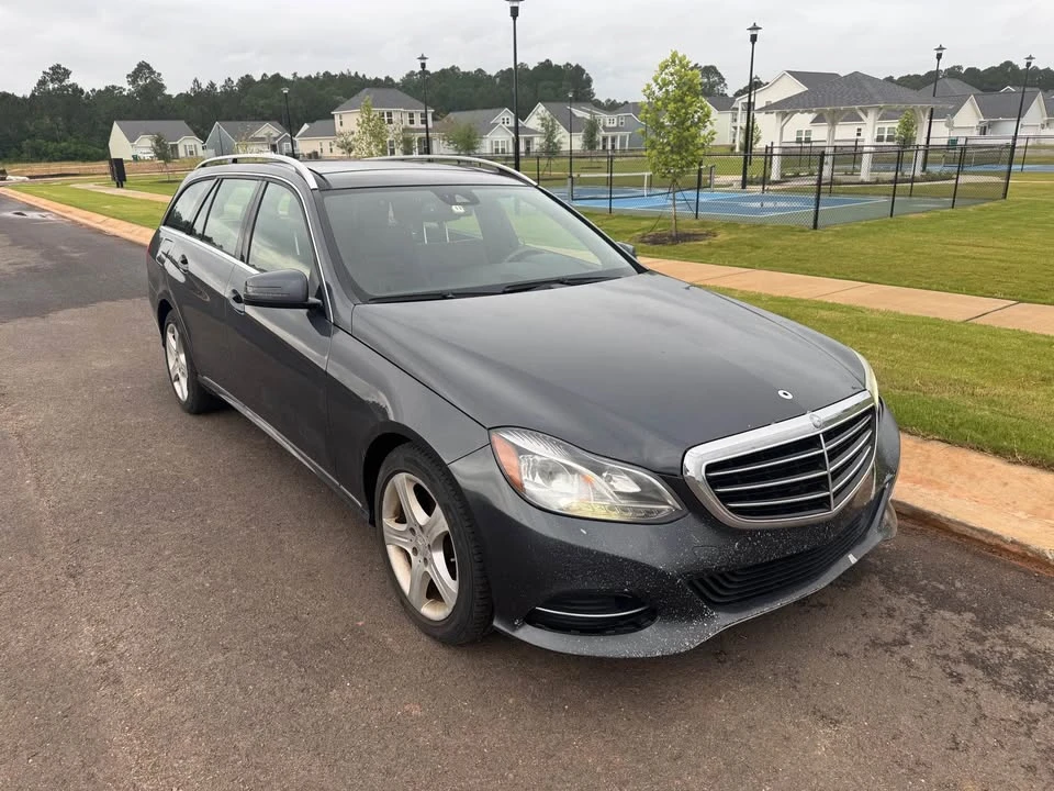 2014 Mercedes-Benz W212 E-Class - Image 2 of 11