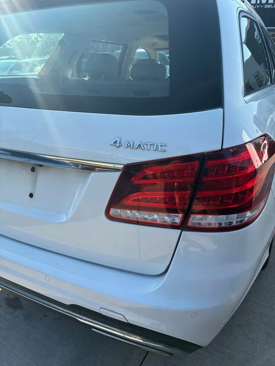 2014 Mercedes-Benz W212 E-Class - Image 6 of 14