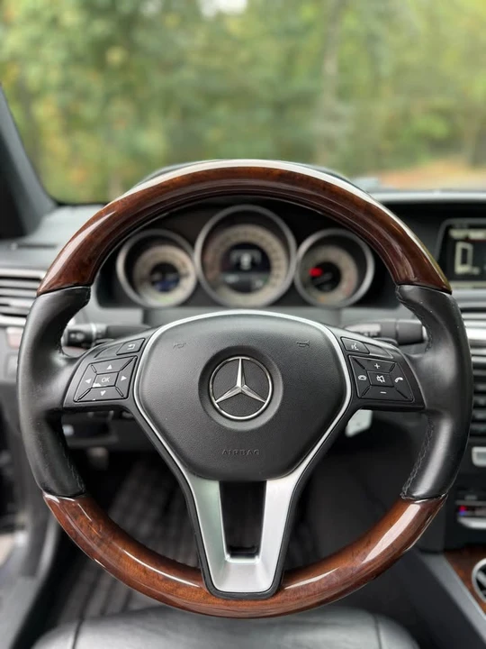 2014 Mercedes-Benz C207/A207 E-Class Coupe & Convertible - Image 18 of 19