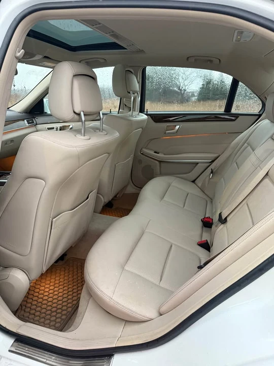 2014 Mercedes-Benz W212 E-Class - Image 12 of 13