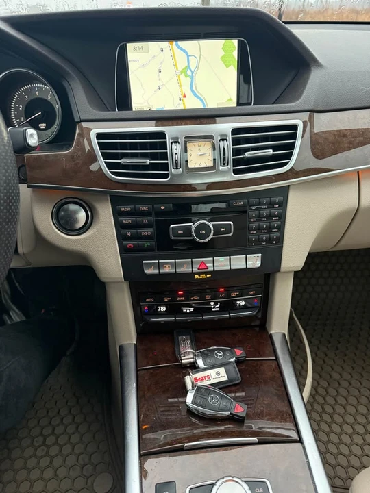 2014 Mercedes-Benz W212 E-Class - Image 10 of 13