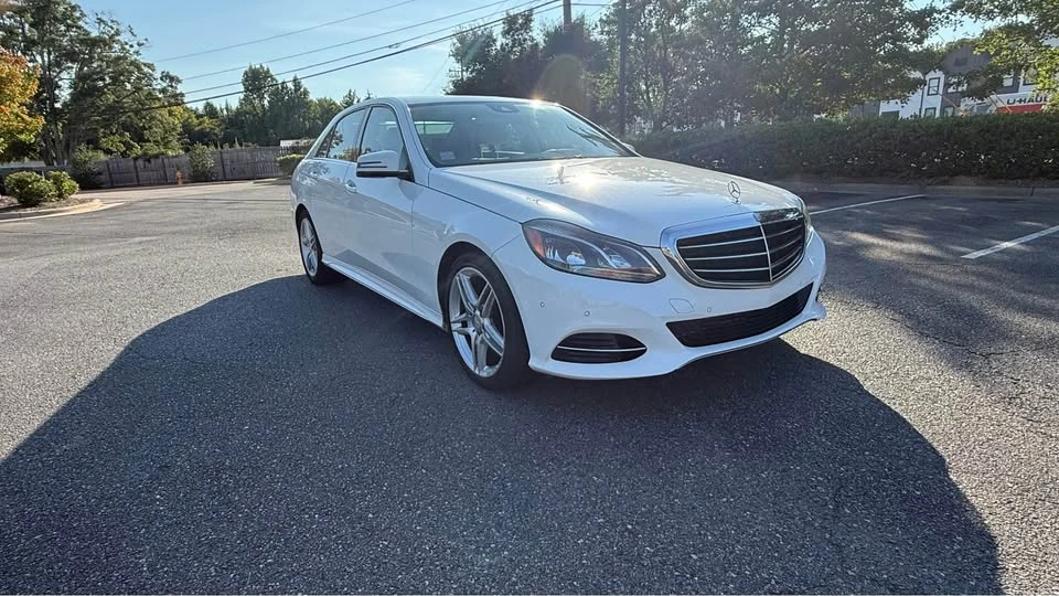 2014 Mercedes-Benz W212 E-Class - Image 3 of 19