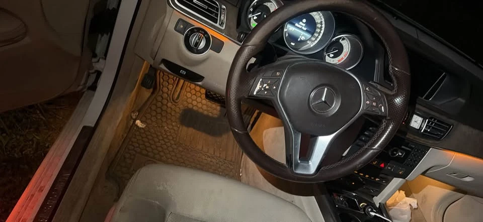 2014 Mercedes-Benz W212 E-Class - Image 3 of 5