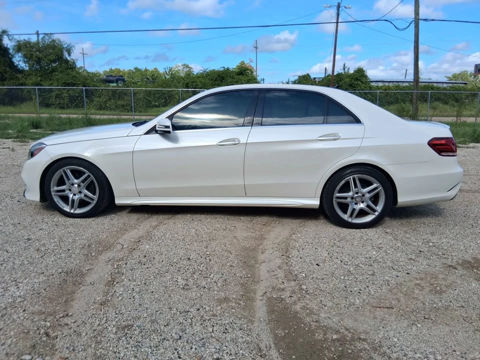 2014 Mercedes-Benz W212 E-Class - Image 2 of 19