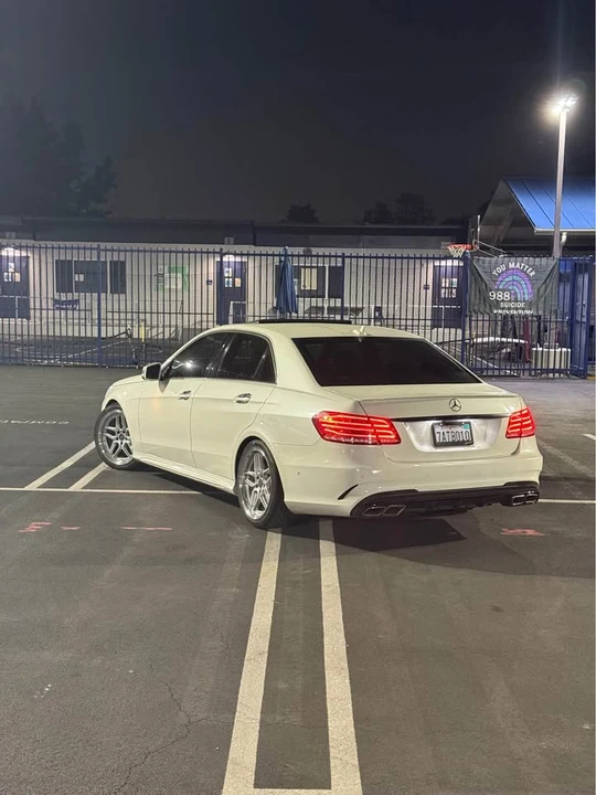 2014 Mercedes-Benz W212 E-Class - Image 2 of 12