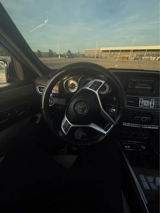 2014 Mercedes-Benz W212 E-Class - Image 11 of 11