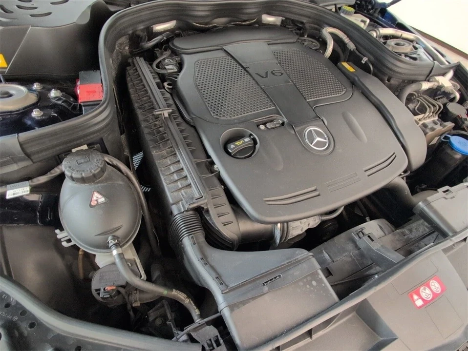 2014 Mercedes-Benz W212 E-Class - Image 18 of 21