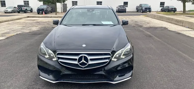2014 Mercedes-Benz E-Class E 550 4MATIC Sedan 4D
