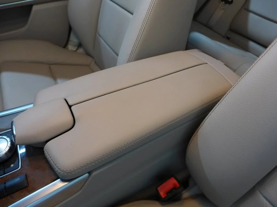 2014 Mercedes-Benz W212 E-Class - Image 10 of 20