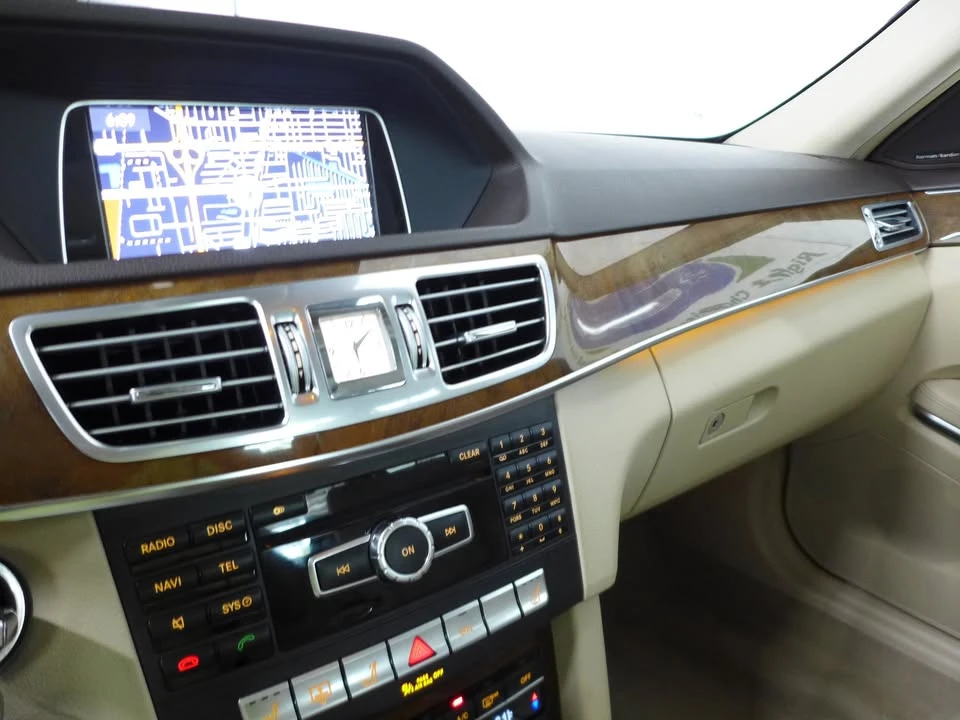 2014 Mercedes-Benz W212 E-Class - Image 7 of 20