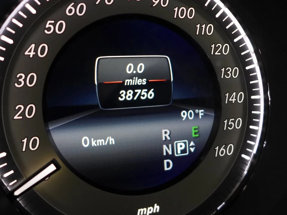 2014 Mercedes-Benz W212 E-Class - Image 4 of 20