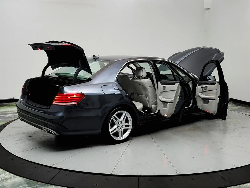 2014 Mercedes-Benz W212 E-Class - Image 11 of 21