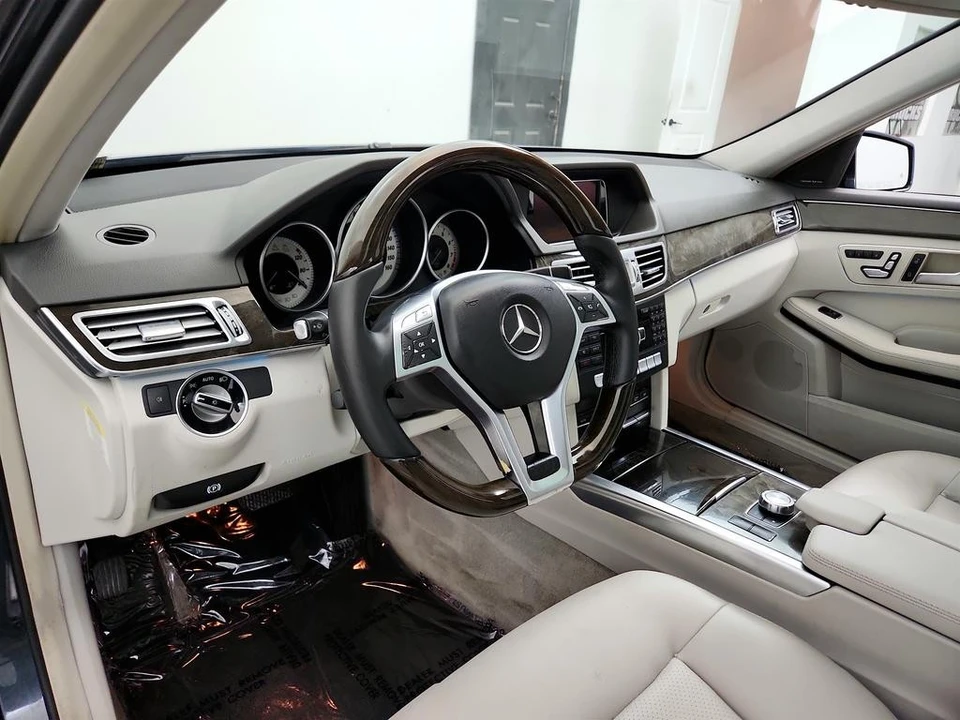 2014 Mercedes-Benz W212 E-Class - Image 13 of 21