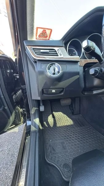 2014 Mercedes-Benz W212 E-Class - Image 12 of 20