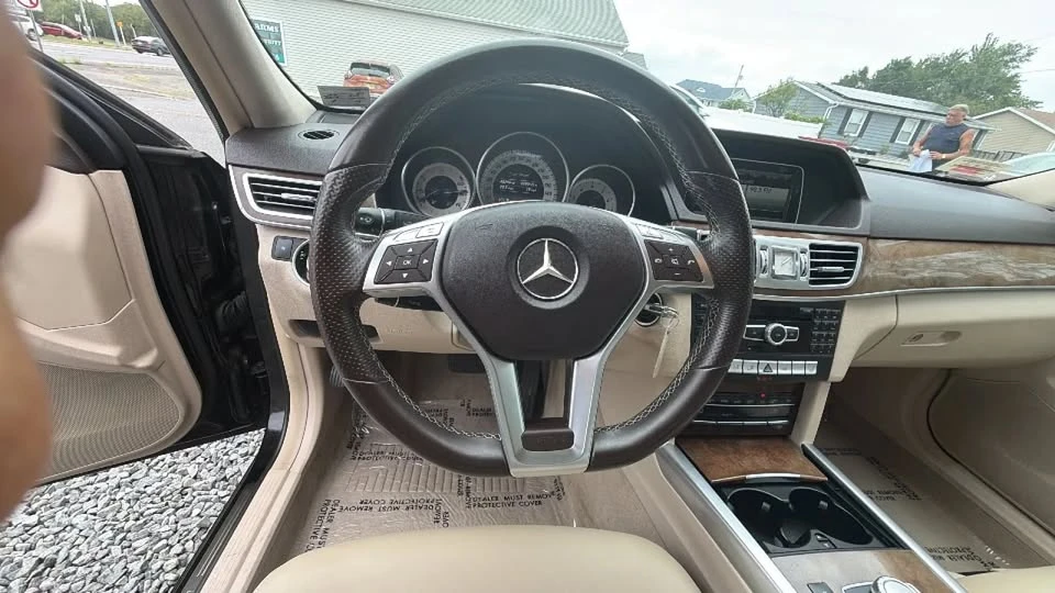 2014 Mercedes-Benz W212 E-Class - Image 15 of 20