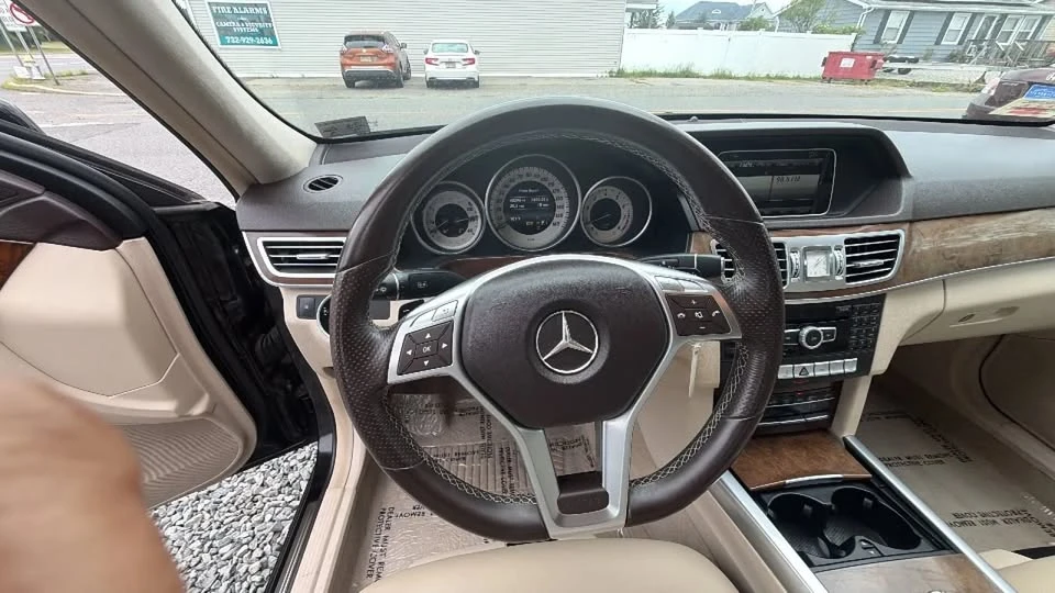 2014 Mercedes-Benz W212 E-Class - Image 14 of 20