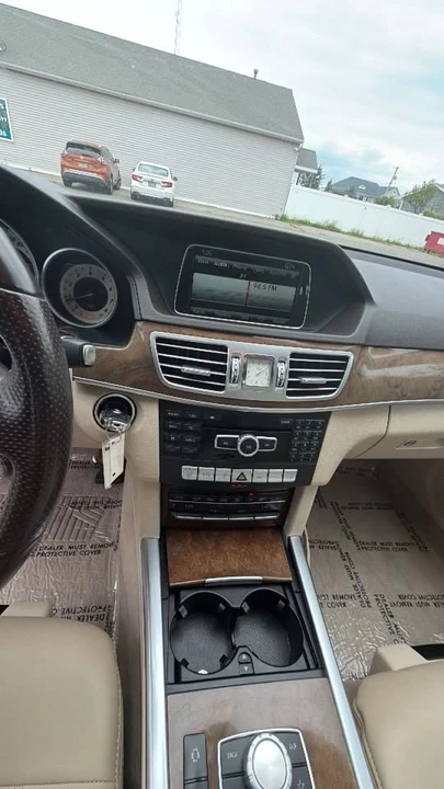 2014 Mercedes-Benz W212 E-Class - Image 16 of 20