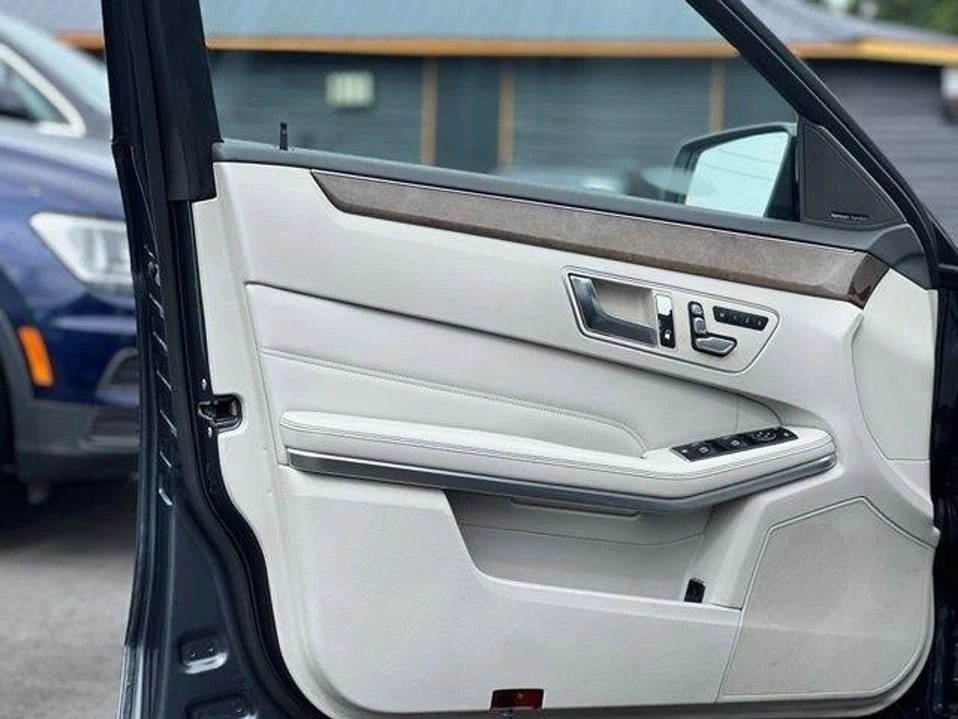 2014 Mercedes-Benz W212 E-Class - Image 8 of 17