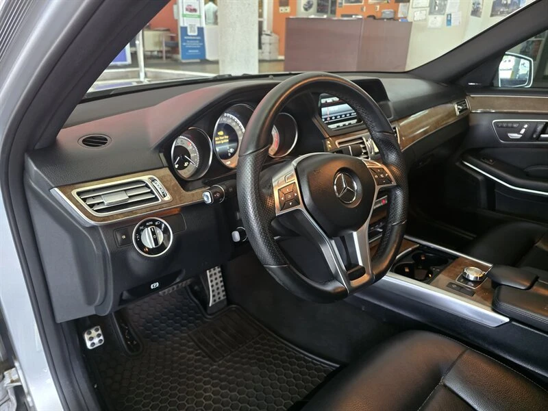 2014 Mercedes-Benz W212 E-Class - Image 9 of 20