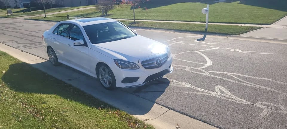 2014 Mercedes-Benz W212 E-Class - Image 3 of 3