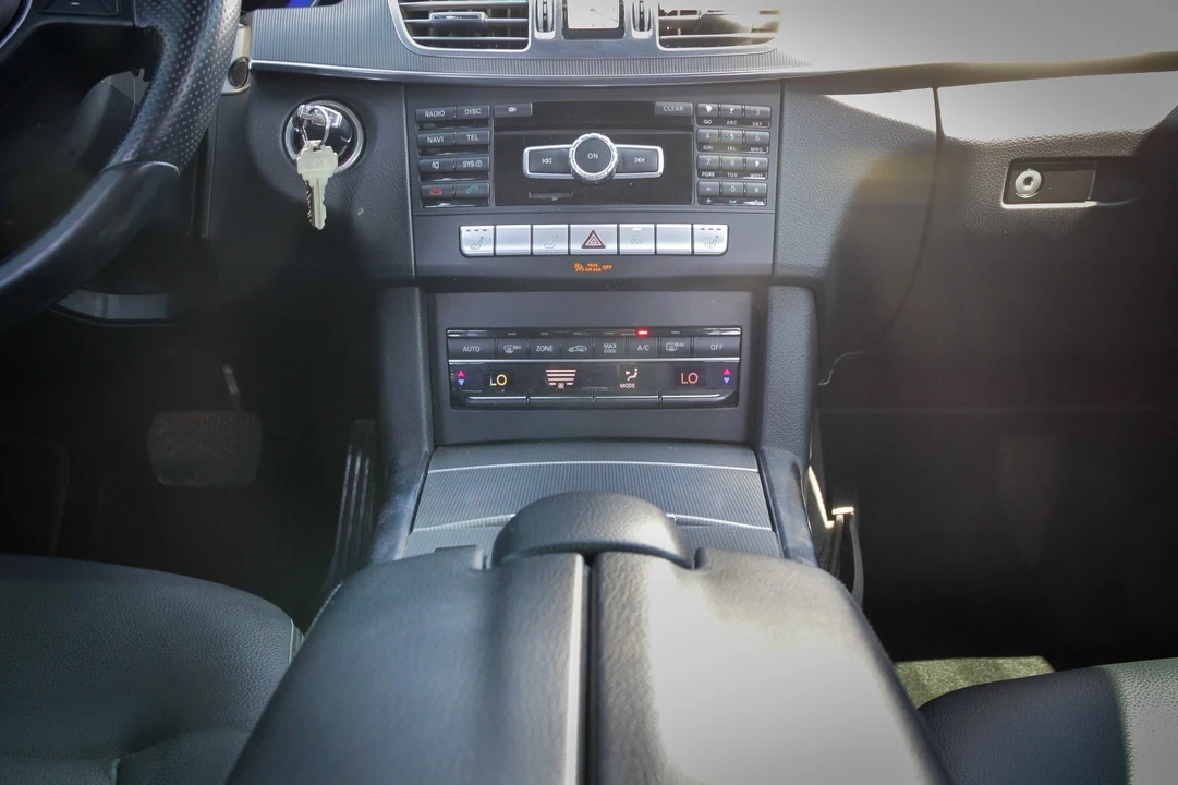 2014 Mercedes-Benz W212 E-Class - Image 17 of 21