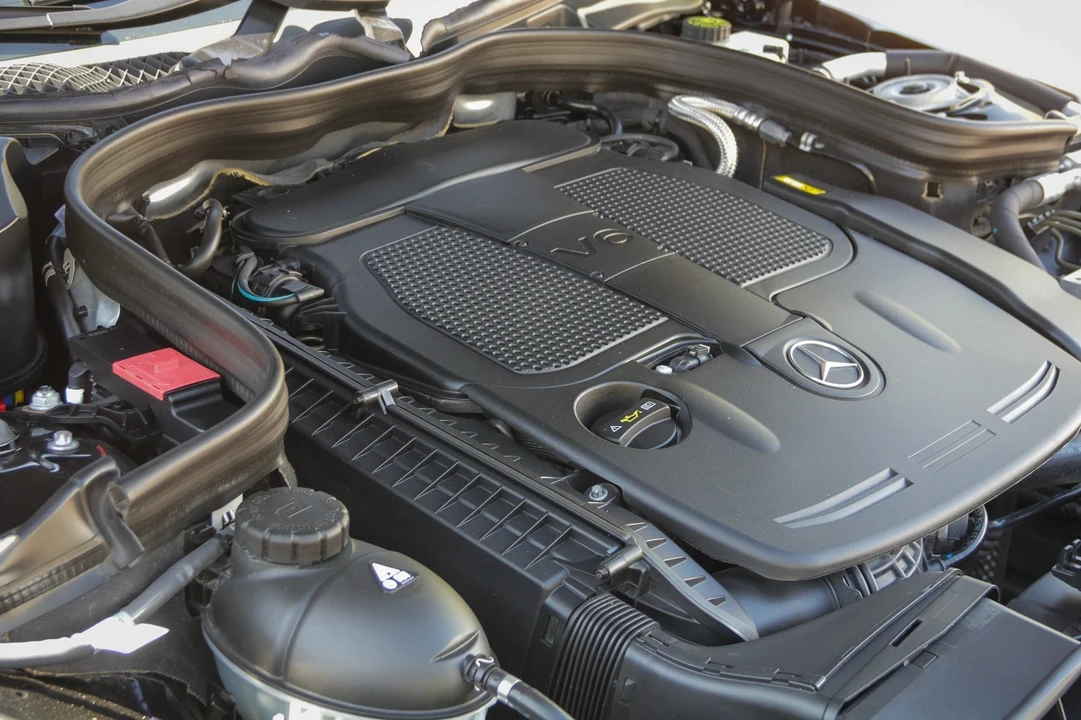 2014 Mercedes-Benz W212 E-Class - Image 15 of 21