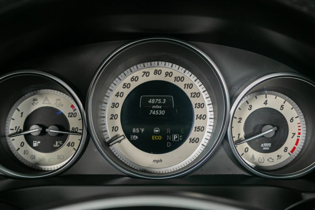 2014 Mercedes-Benz C207/A207 E-Class Coupe & Convertible - Image 10 of 21
