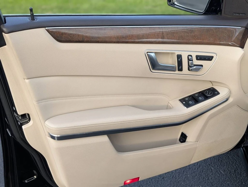 2014 Mercedes-Benz W212 E-Class - Image 11 of 24