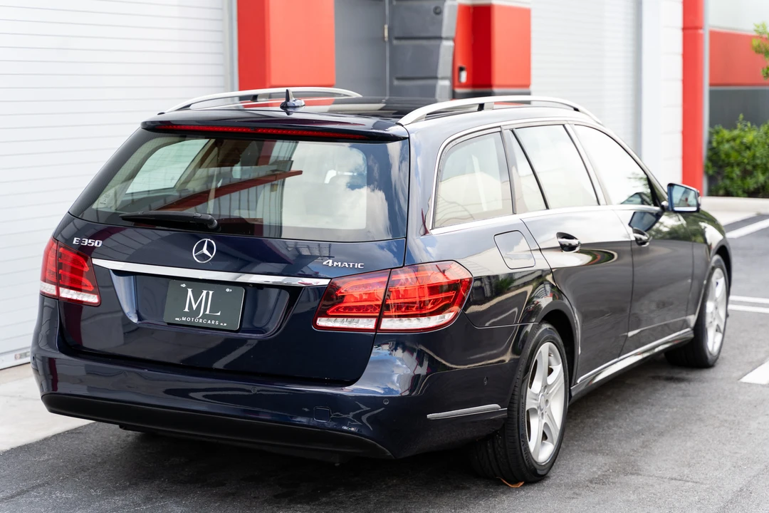 2014 Mercedes-Benz - Image 16 of 31