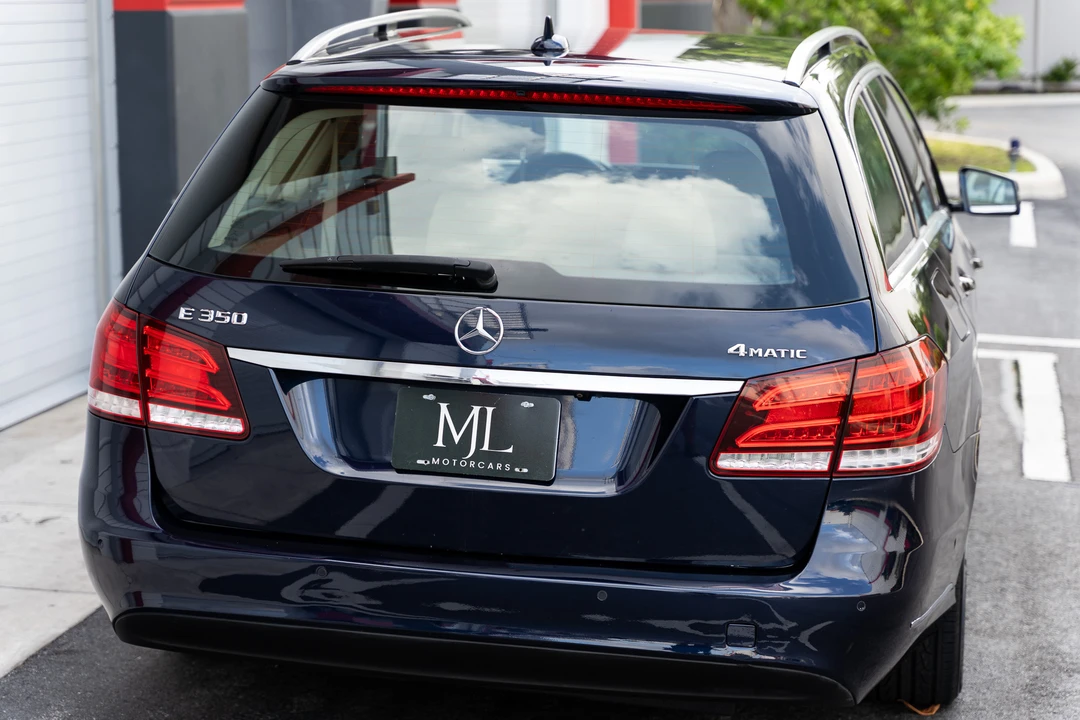 2014 Mercedes-Benz - Image 17 of 31
