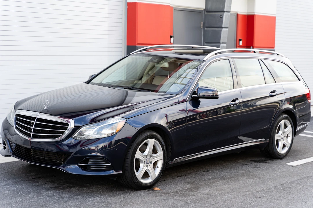 2014 Mercedes-Benz - Image 3 of 31
