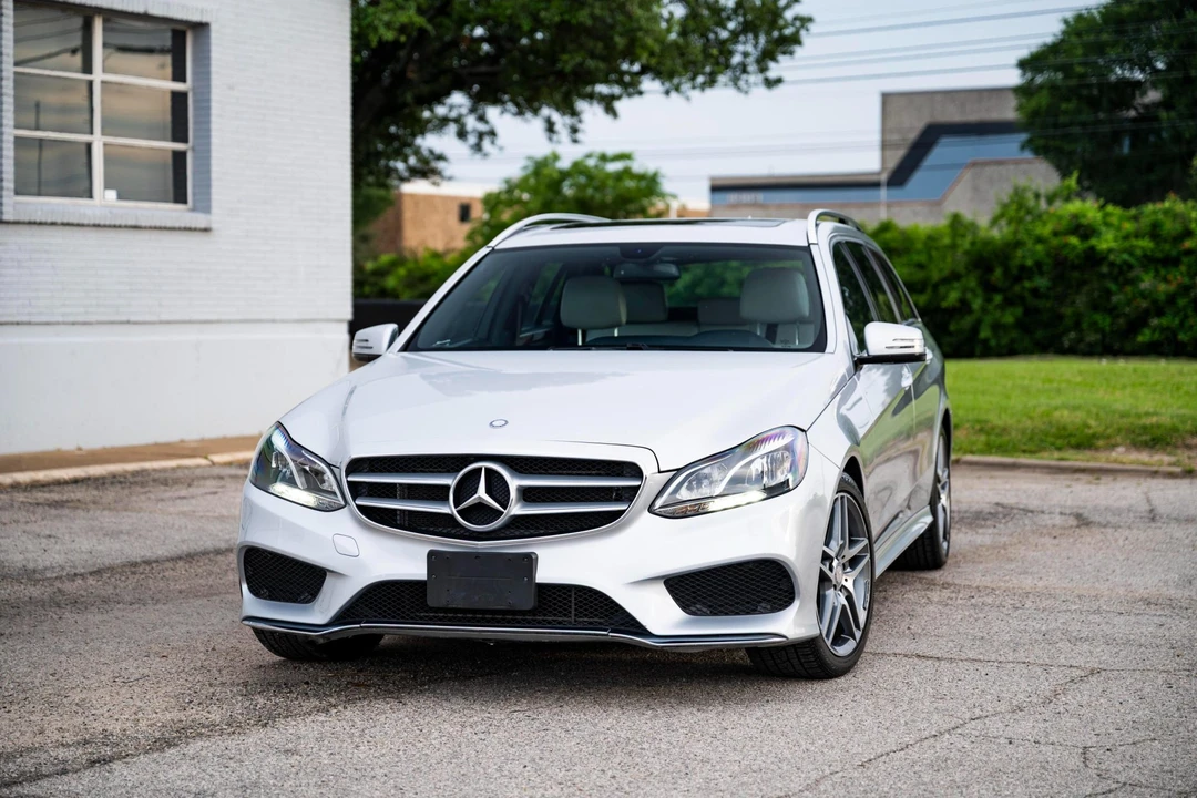 2014 Mercedes-Benz W212 E-Class - Image 3 of 31