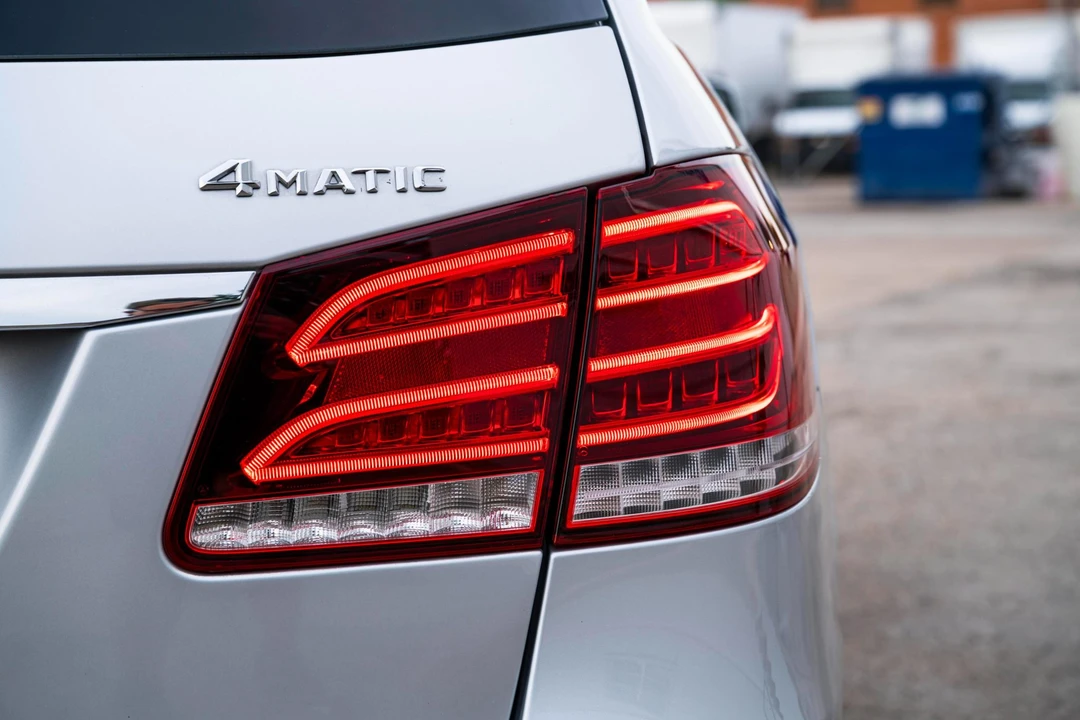 2014 Mercedes-Benz W212 E-Class - Image 28 of 31
