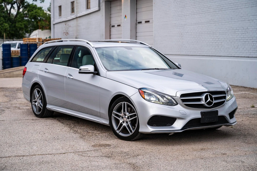 2014 Mercedes-Benz W212 E-Class - Image 19 of 31