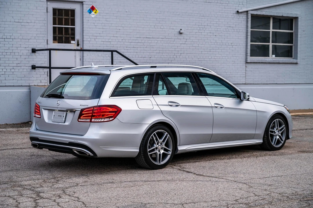 2014 Mercedes-Benz W212 E-Class - Image 15 of 31