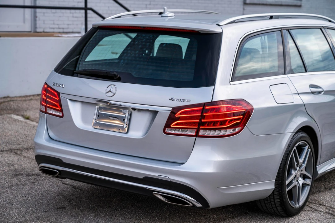 2014 Mercedes-Benz W212 E-Class - Image 29 of 31