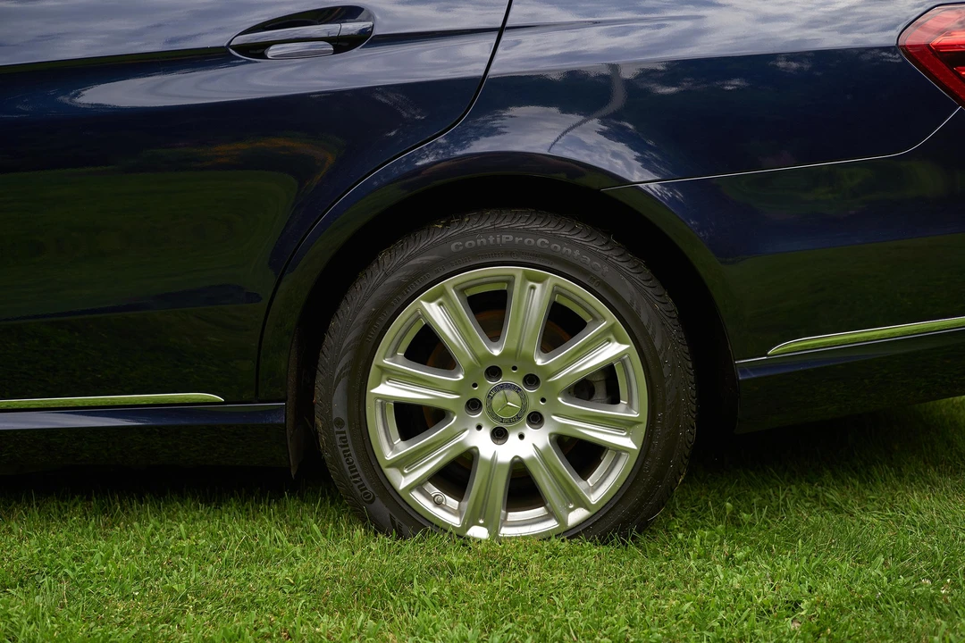 2014 Mercedes-Benz W212 E-Class - Image 27 of 31