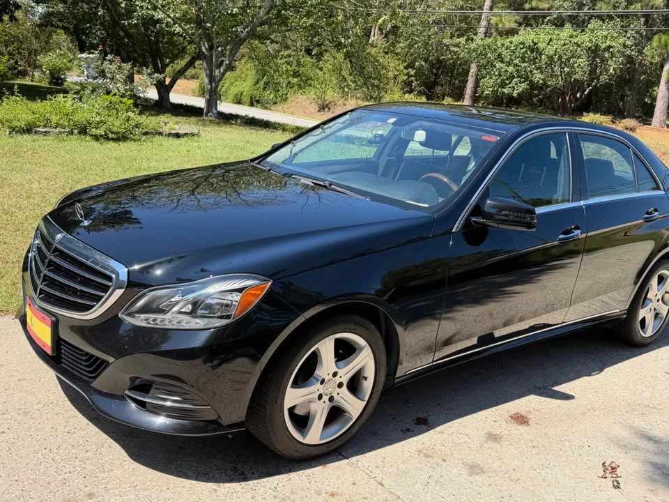 2014 Mercedes-Benz W212 E-Class - Image 2 of 17