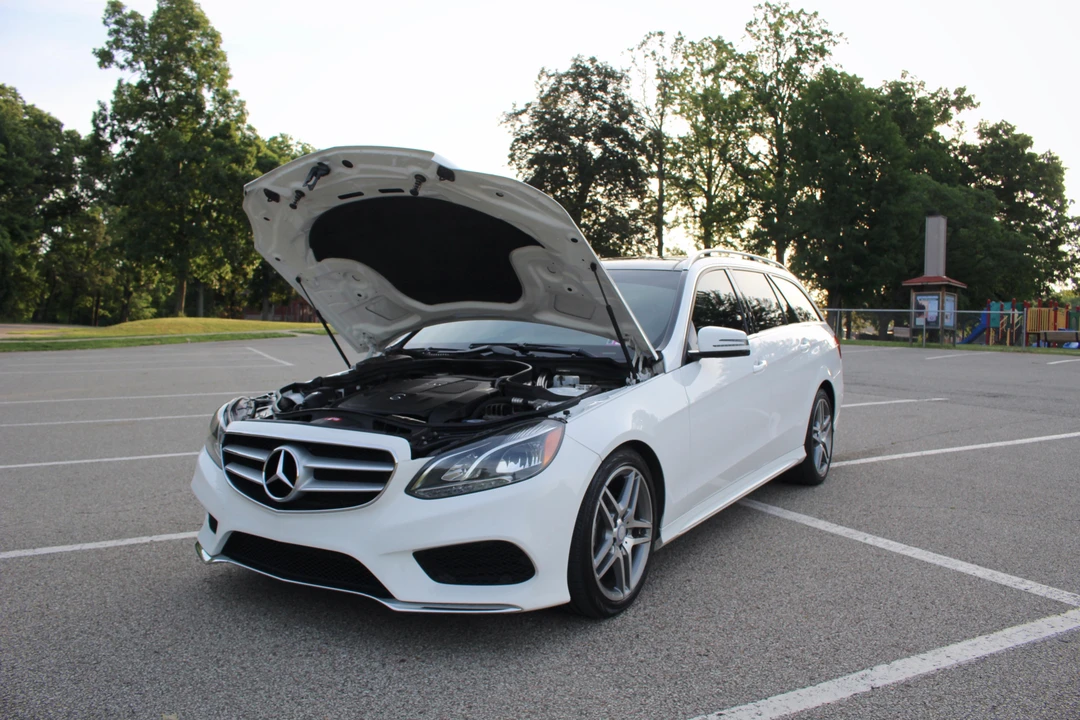 2014 Mercedes-Benz W212 E-Class - Image 7 of 31