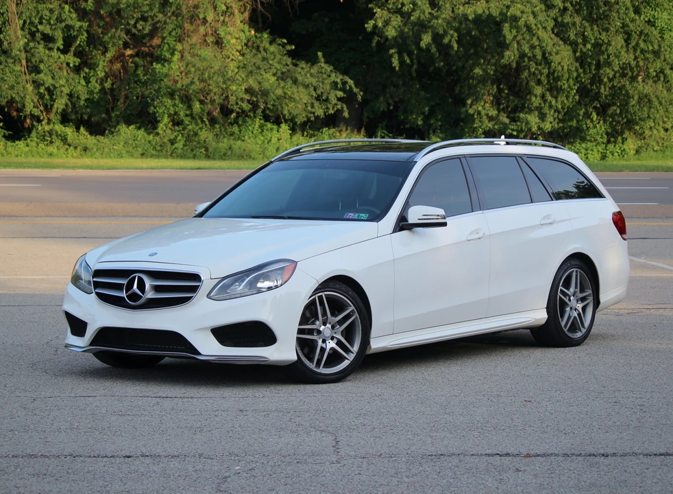 2014 Mercedes-Benz W212 E-Class - Image 10 of 31