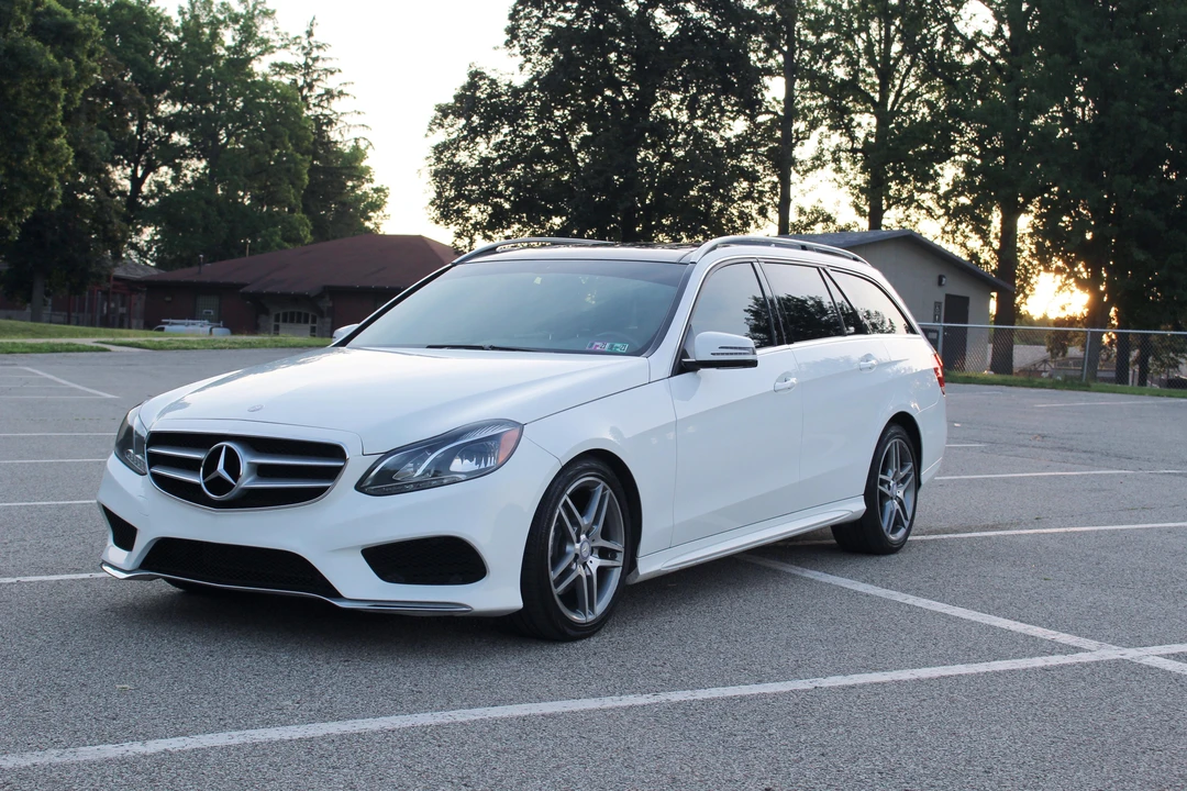 2014 Mercedes-Benz W212 E-Class - Image 8 of 31