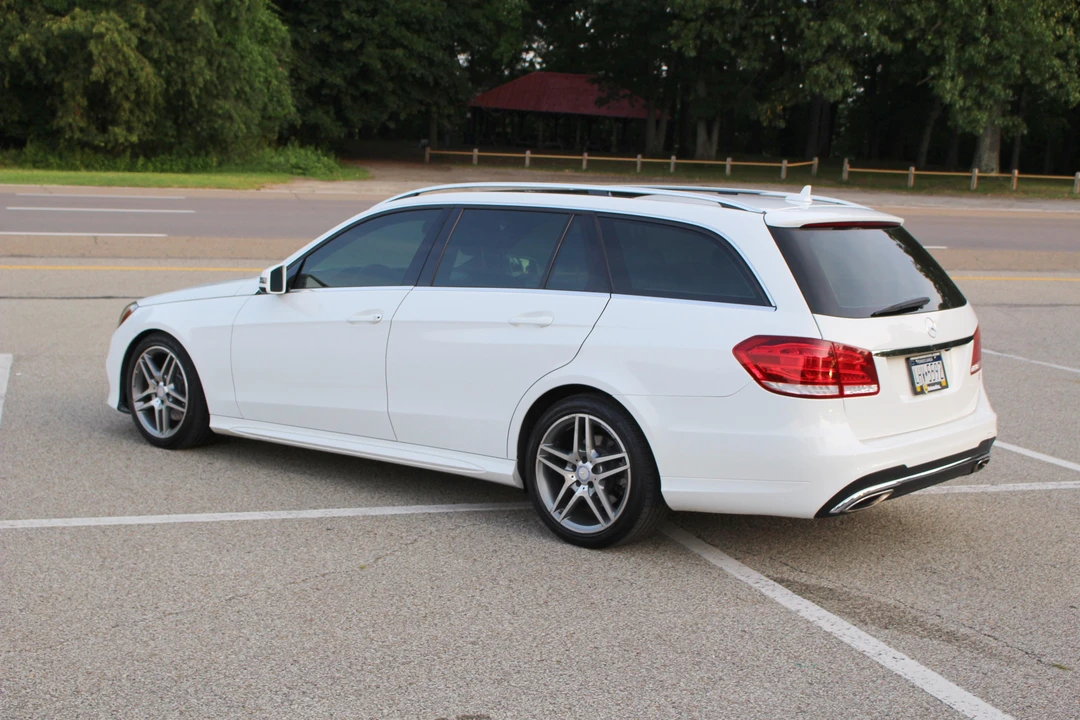 2014 Mercedes-Benz W212 E-Class - Image 15 of 31