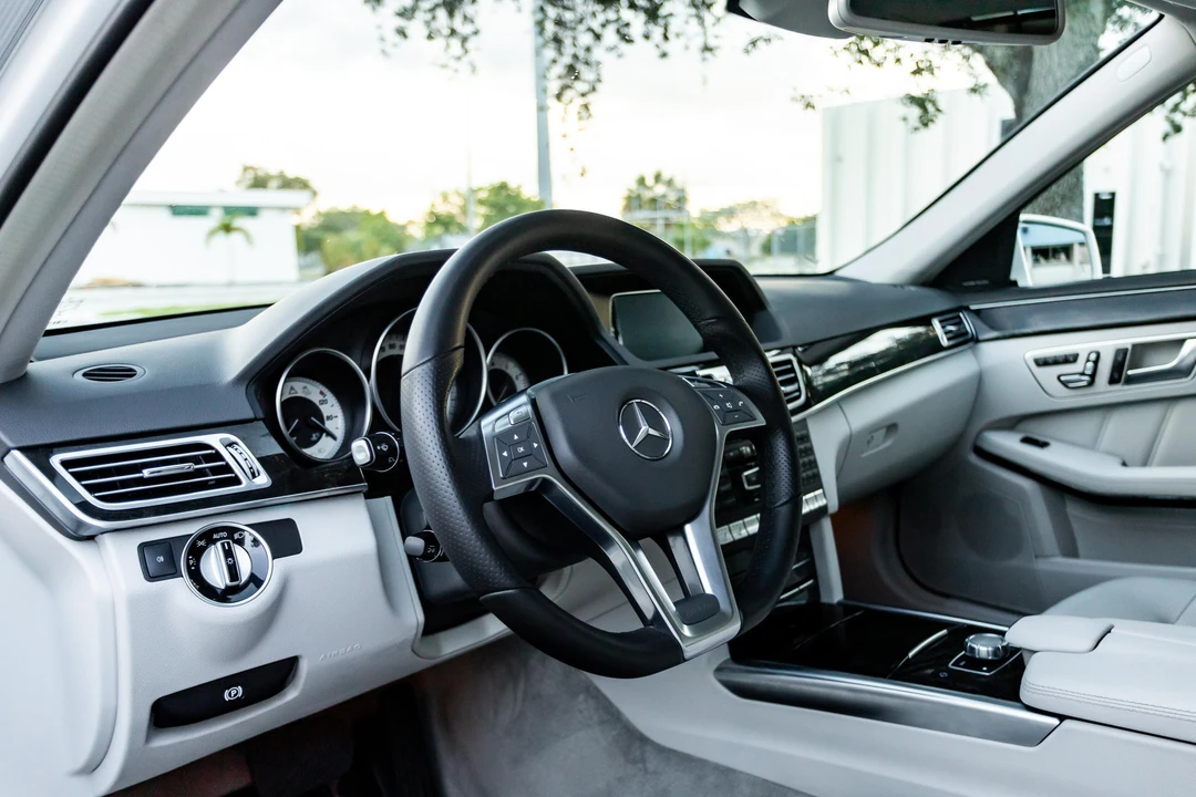 2014 Mercedes-Benz W212 E-Class - Image 31 of 31