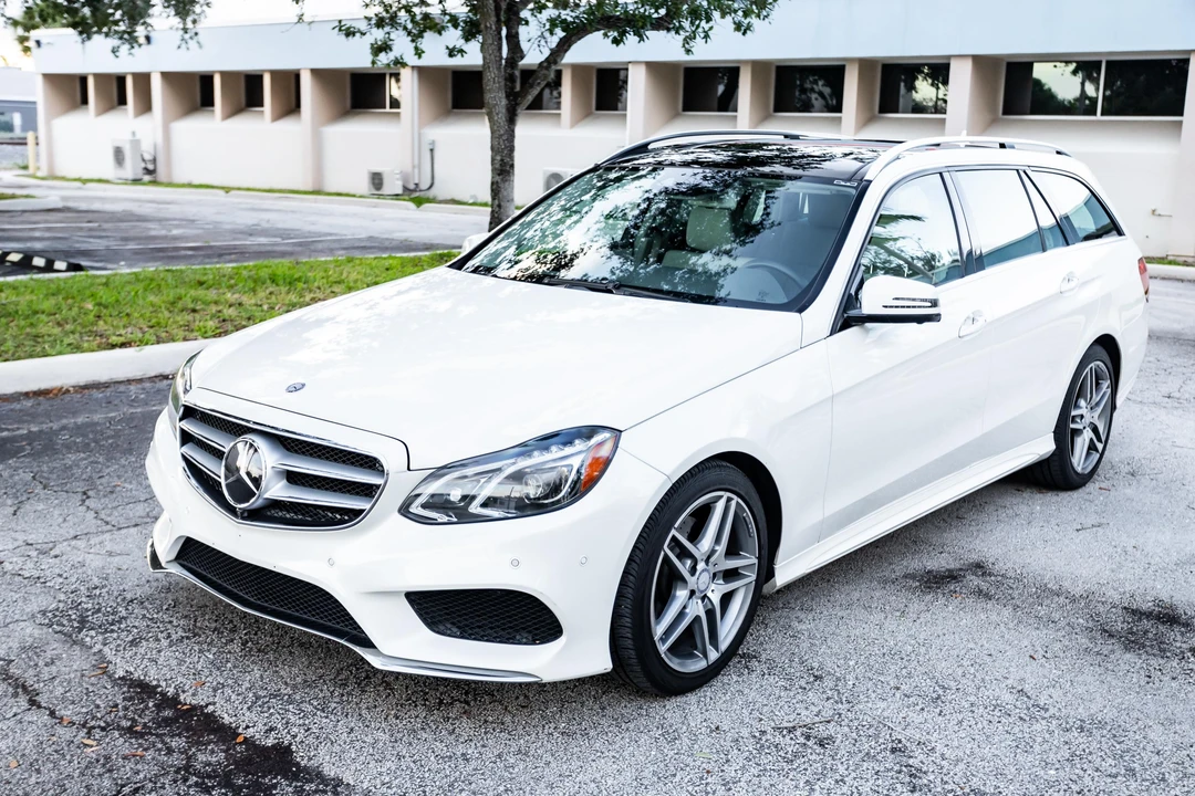 2014 Mercedes-Benz W212 E-Class - Image 7 of 31