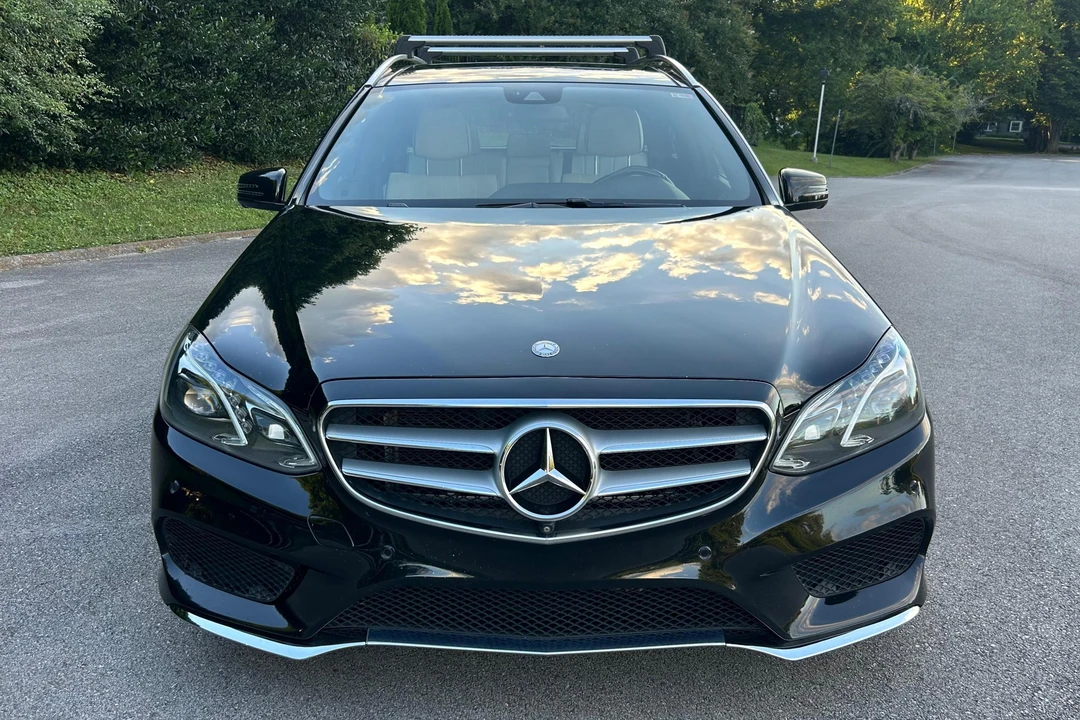 2014 Mercedes-Benz W212 E-Class - Image 2 of 31