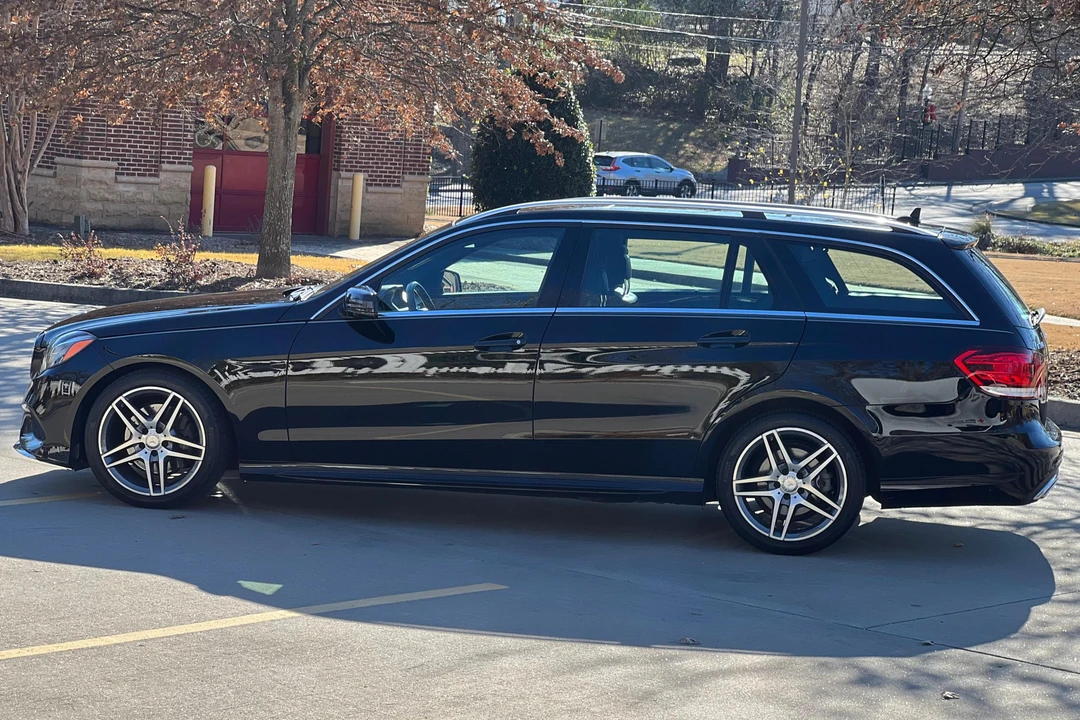 2014 Mercedes-Benz W212 E-Class - Image 3 of 31