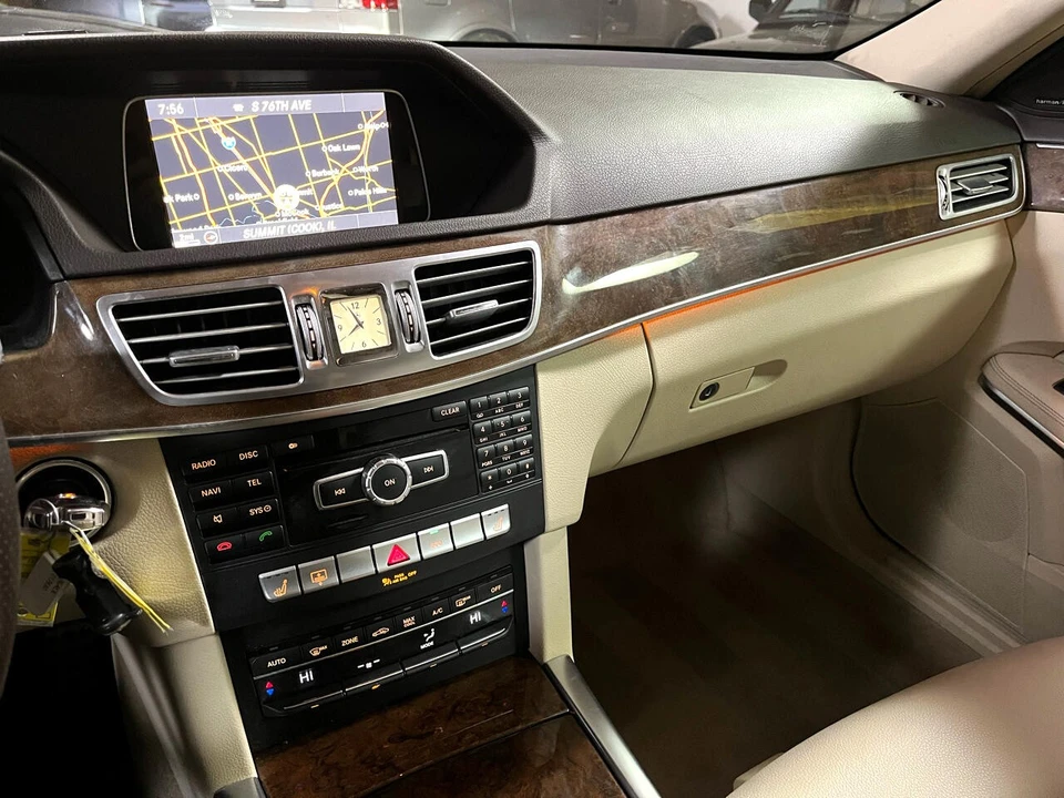 2014 Mercedes-Benz W212 E-Class - Image 16 of 21