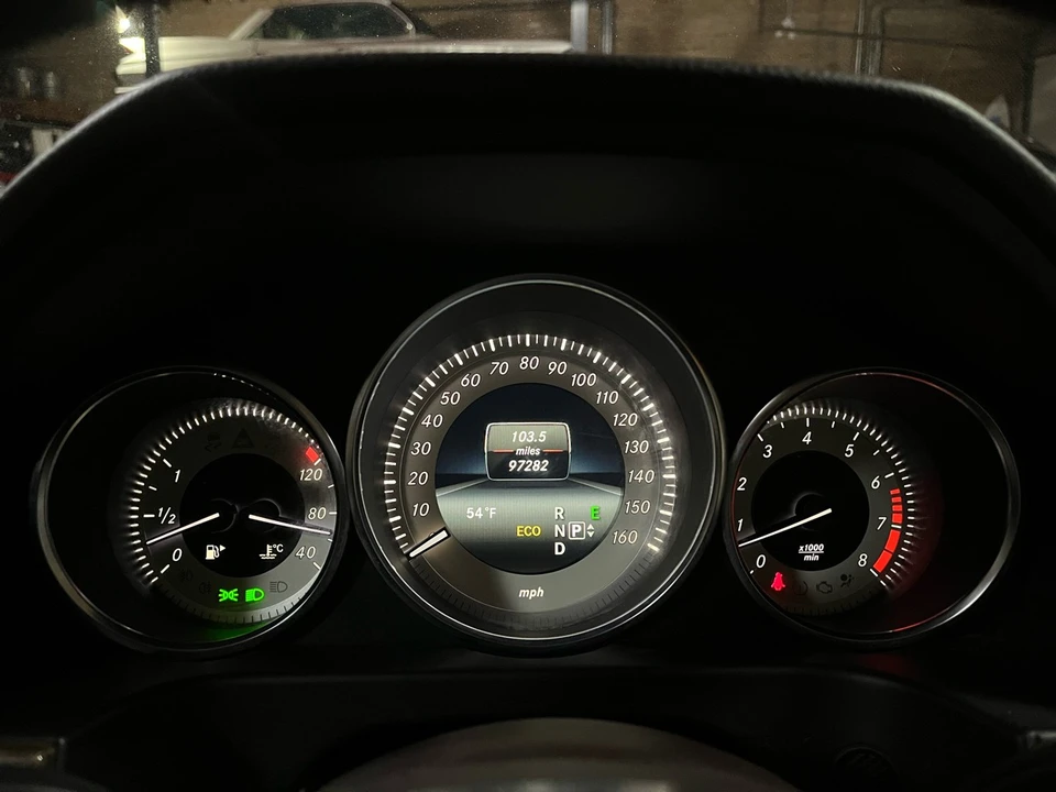 2014 Mercedes-Benz W212 E-Class - Image 15 of 21