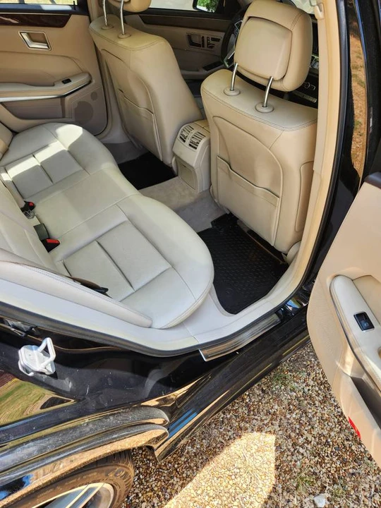 2014 Mercedes-Benz W212 E-Class - Image 8 of 20