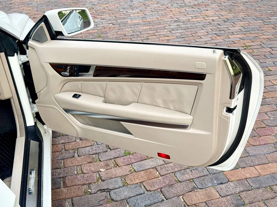 2014 Mercedes-Benz C207/A207 E-Class Coupe & Convertible - Image 15 of 19